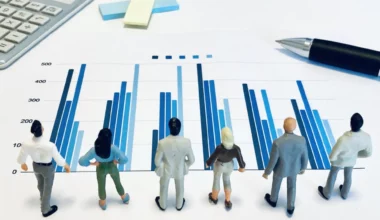 平準化と標準化の違い|業務改善に取り組む具体的なステップを解説